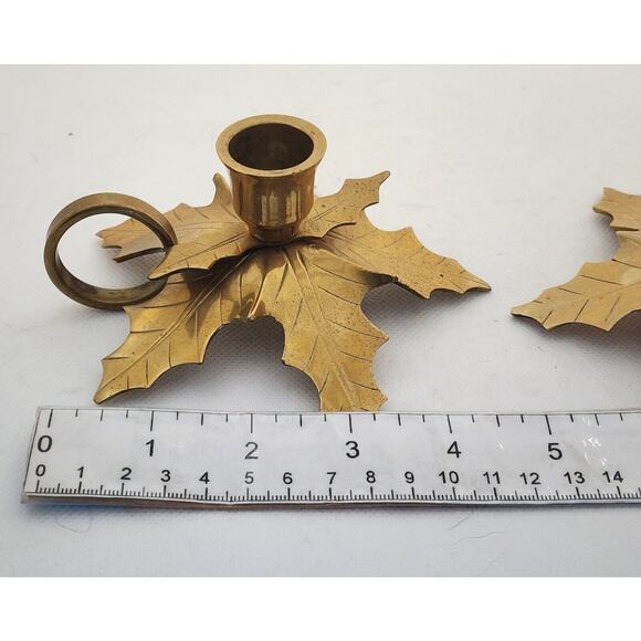 CANDLE HOLDERS FOR TAPER CANDLES-CENTURY-Brass-Leaf Design-Finger Loop-Set of 2 - Picture 9 of 10